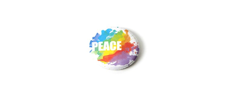 Schrift "Peace" auf Aquarell