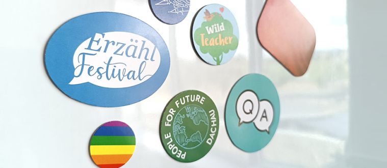 Öko-Buttons als Kühlschrankmagnet